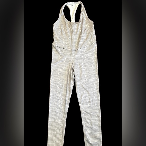 EUC - Highly Rated Functional Yoga & Beyond Imbodhi Astra Cut-Out Back Bodysuit - Picture 3 of 7